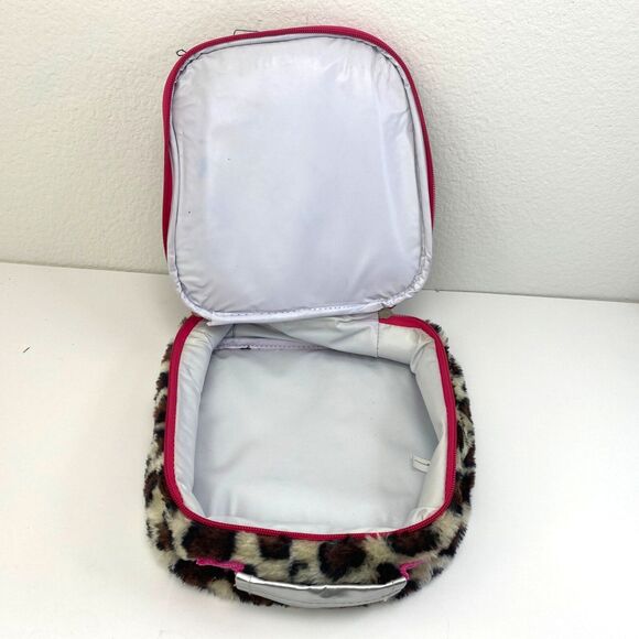 Cheetah Fur Pink Glitter LOVE Lunchbox Vinyl Interior Zip Around Purse Kitschy - Picture 3 of 6
